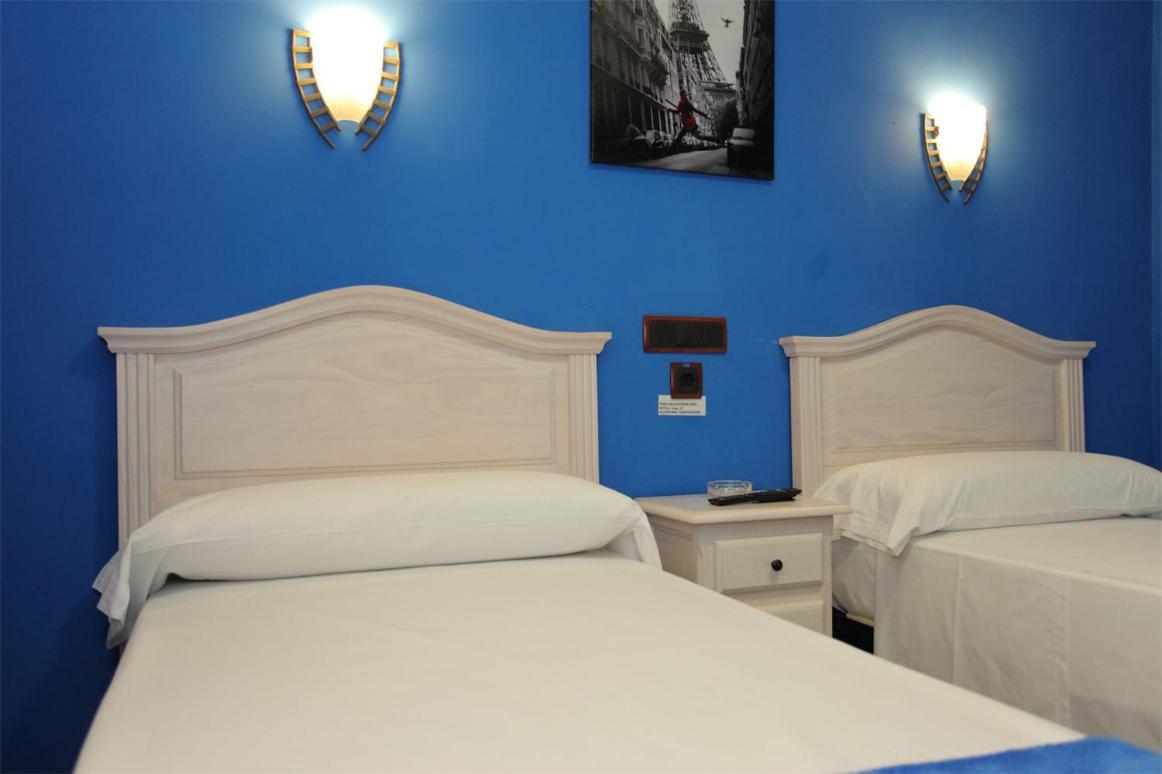Hostal Regio Madrid Exterior foto